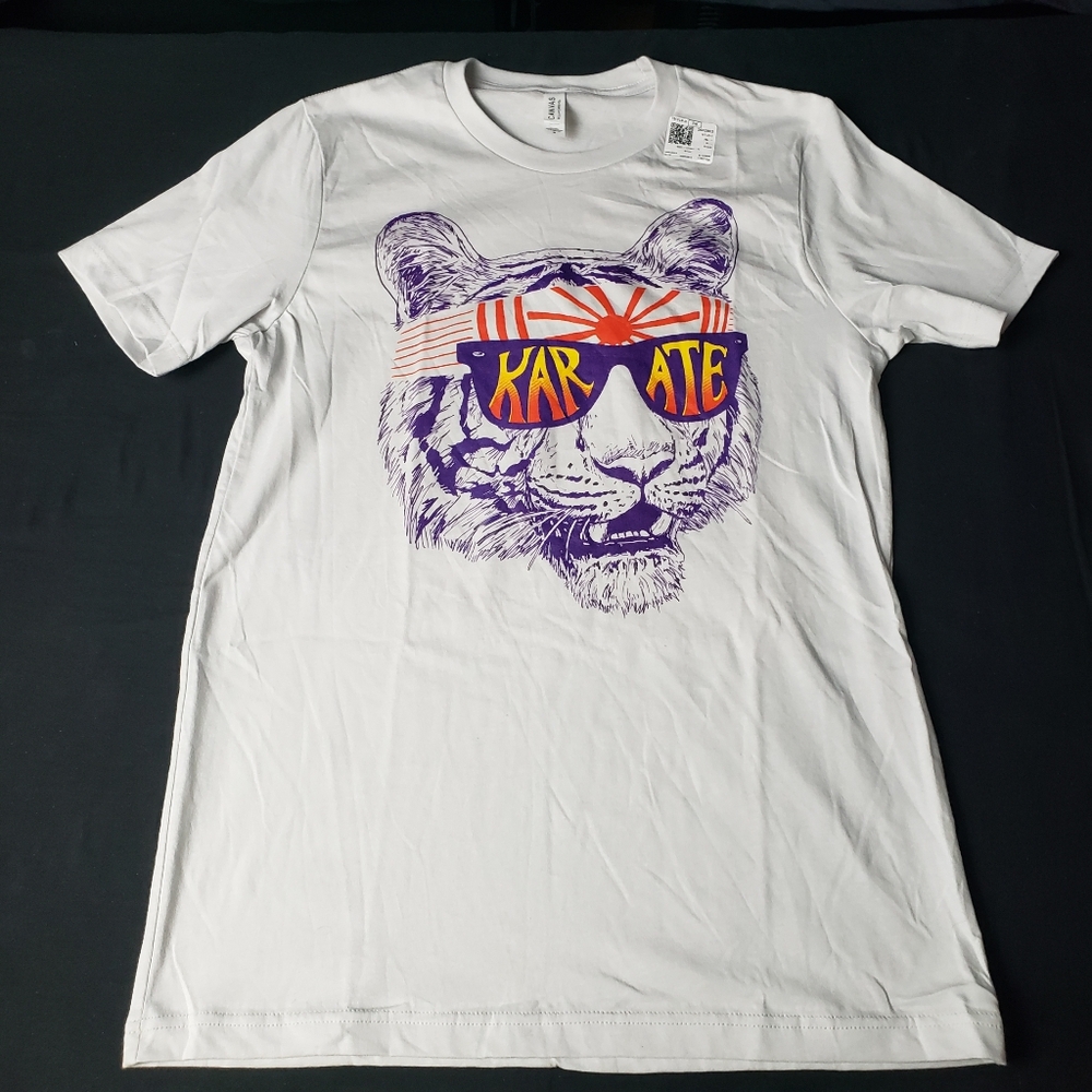 Karate Tiger with Bandana Unisex Silver Medium Tee